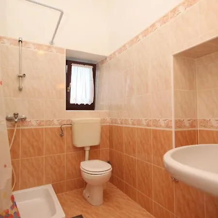 דירה Basanija 7149c סבודרייה