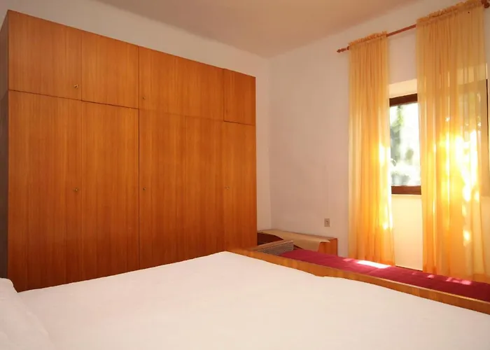 Basanija 7149c Apartment *