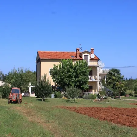 Basanija 7149c Apartamento *